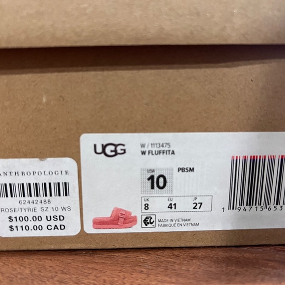 NIB UGG Fluffita size 10 - Picture 7 of 7